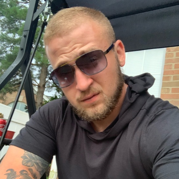 Meet your Posher, Jeff - Picture 1 of 1